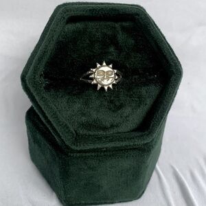 90s Vintage Silver Smiling Sun Ring
